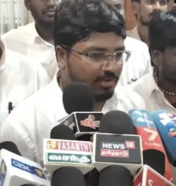 ராஜீவ்