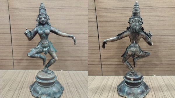 Statue