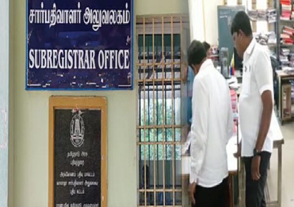 Surprise raids by the Directorate of Vigilance and Anti-Corruption at Sub-Registrar offices across Tamil Nadu Surprise raids by the Directorate of Vigilance and Anti-Corruption at Sub-Registrar offices across Tamil Nadu