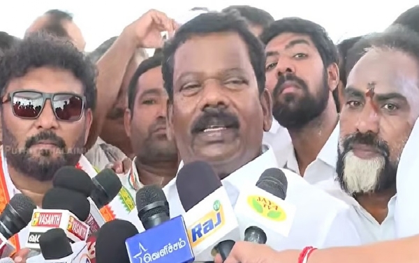 நீண்ட கால கூட்டணியை விட்டுப் பிரிந்ததில் சங்கடம் இருக்கத்தான் செய்யும் - செல்வப்பெருந்தகை நீண்ட கால கூட்டணியை விட்டுப் பிரிந்ததில் சங்கடம் இருக்கத்தான் செய்யும் - செல்வப்பெருந்தகை