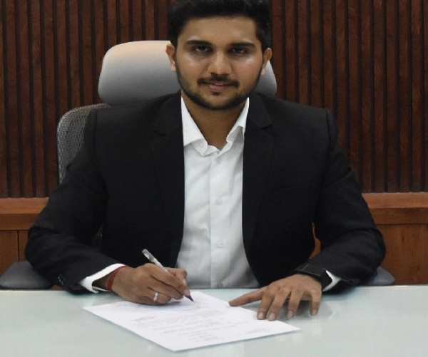 கஞ்சா விற்ற இளைஞர் மீது குண்டர் சட்டம் பாய்ந்தது – நாமக்கல் ஆட்சியர் அதிரடி உத்தரவு கஞ்சா விற்ற இளைஞர் மீது குண்டர் சட்டம் பாய்ந்தது – நாமக்கல் ஆட்சியர் அதிரடி உத்தரவு