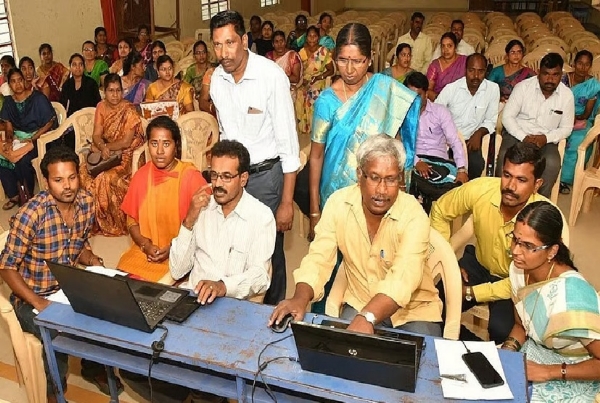 அரசு கல்லூரிகளில் ஆசிரியர் அல்லாத பணியாளர்களுக்கு பணியிட மாறுதல் பொது கலந்தாய்வு - இன்று முதல் விண்ணப்பம் அரசு கல்லூரிகளில் ஆசிரியர் அல்லாத பணியாளர்களுக்கு பணியிட மாறுதல் பொது கலந்தாய்வு - இன்று முதல் விண்ணப்பம்