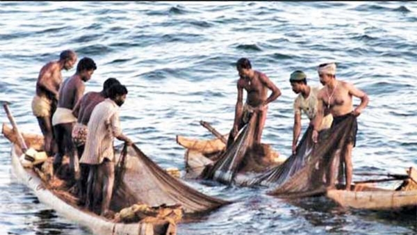 மீனவர்கள் மீனவர்கள்