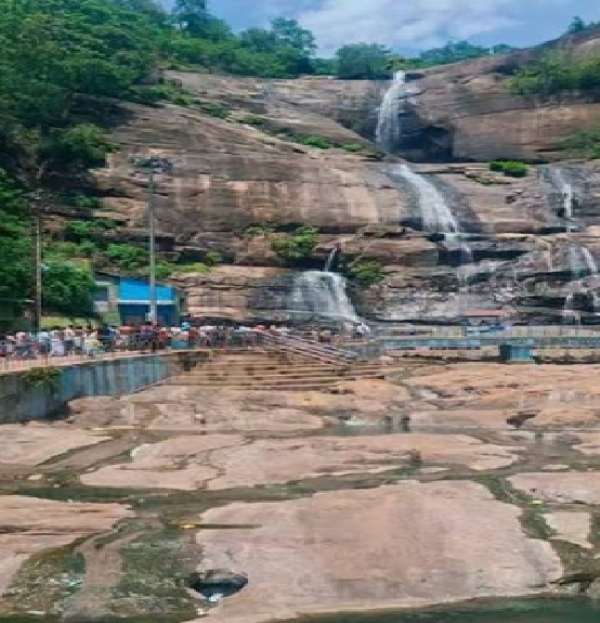 நீர்வரத்து குறைவால் ஆகாய கங்கை அருவியில் குளிக்க தடை - வனத்துறை அதிரடி நீர்வரத்து குறைவால் ஆகாய கங்கை அருவியில் குளிக்க தடை - வனத்துறை அதிரடி
