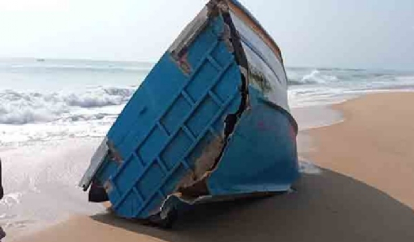 Boats damaged due to rough seas