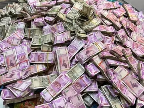 Bundles of dummy currency notes seized