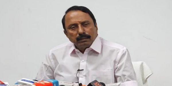 உங்கள் எதிர்காலத்தை ஒளிமயமான எதிர்காலமாக மாற்ற அரசு உள்ளது - அமைச்சர் செங்கோட்டையன்