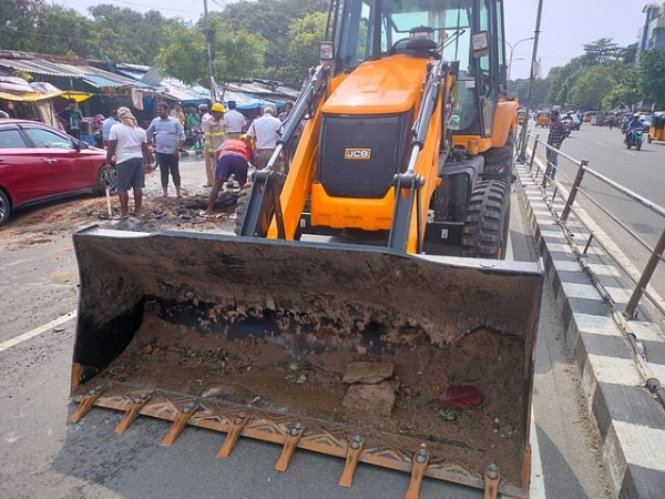 Jcb