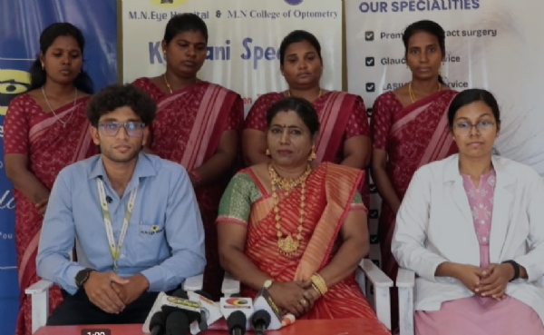 கண் ஆரோக்கியத்தை மேம்படுத்தும் நோக்கில் இலவச கண் பரிசோதனை முகாம் - பள்ளிமாணவர்கள்,பொதுமக்கள் பங்கேற்பு கண் ஆரோக்கியத்தை மேம்படுத்தும் நோக்கில் இலவச கண் பரிசோதனை முகாம் - பள்ளிமாணவர்கள்,பொதுமக்கள் பங்கேற்பு