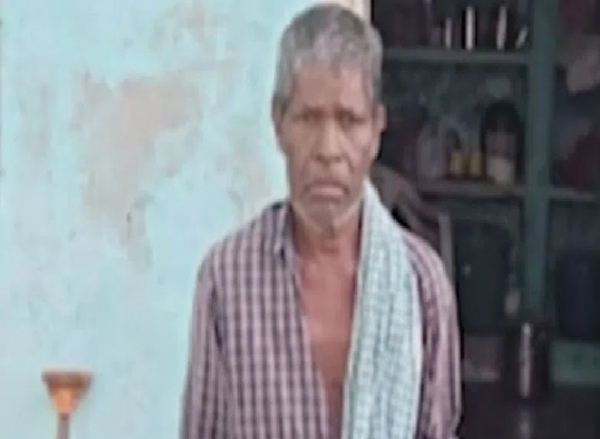 70-year-old man falls into open manhole 70-year-old man falls into open manhole