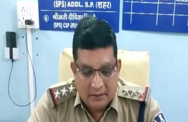 Man arrested in Ujjain for extorting money Man arrested in Ujjain for extorting money