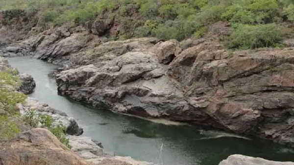 மேகதாது அணை திட்ட அறிக்கை நிராகரிப்பு - கர்நாடக அரசுக்கு காவிரி ஆணையம் பின்னடைவு மேகதாது அணை திட்ட அறிக்கை நிராகரிப்பு - கர்நாடக அரசுக்கு காவிரி ஆணையம் பின்னடைவு