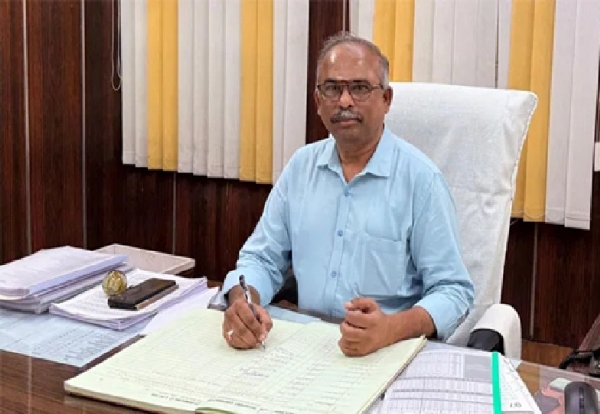 அரசுப் போக்குவரத்துக் கழக நெல்லை மண்டலப் பொது மேலாளராக மோகன் குமார் பொறுப்பேற்பு அரசுப் போக்குவரத்துக் கழக நெல்லை மண்டலப் பொது மேலாளராக மோகன் குமார் பொறுப்பேற்பு