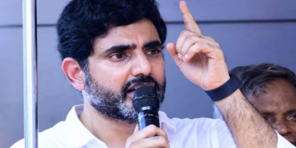 சிவப்பு பஸ் வராது என்ற இடத்தில் விமான நிலையம் வந்துள்ளது - அமைச்சர் லோகேஷ் பெருமிதம்
