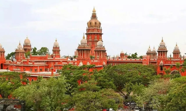 சென்னை உயர்நீதிமன்றம் சென்னை உயர்நீதிமன்றம்