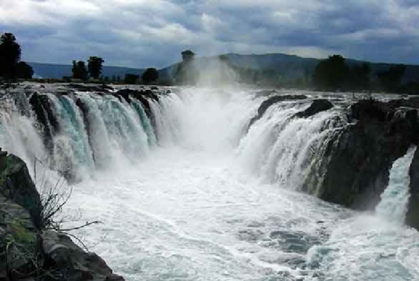 Sharp drop in water inflow into the Cauvery at Hogenakkal