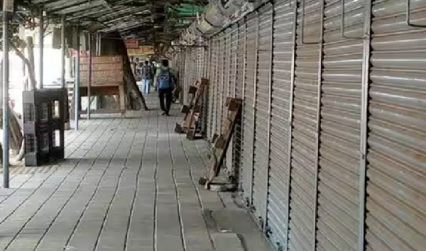 Over 100 shops closed in protest at Mayiladumparai. Over 100 shops closed in protest at Mayiladumparai.