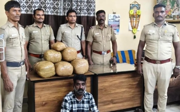20 kg of ganja smuggled in a lorry seized 20 kg of ganja smuggled in a lorry seized