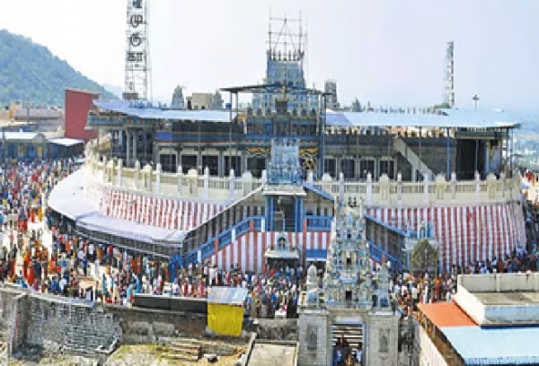 ஆவணி அவிட்டத்தை முன்னிட்டு திருத்தணி முருகன் கோயிலில் இன்று 4 மணி நேரம் நடை அடைப்பு ஆவணி அவிட்டத்தை முன்னிட்டு திருத்தணி முருகன் கோயிலில் இன்று 4 மணி நேரம் நடை அடைப்பு