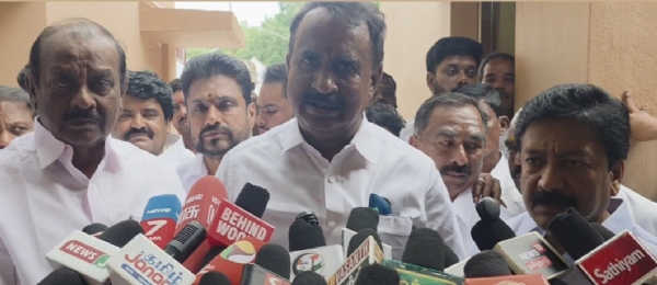 வேலுமணி வேலுமணி