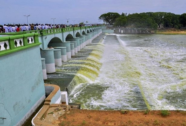 Cauvery water inflow at Biligundlu rises to 10,000 cubic feet per second.