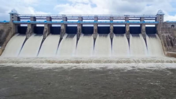 Water release from the Amaravathi Dam Water release from the Amaravathi Dam