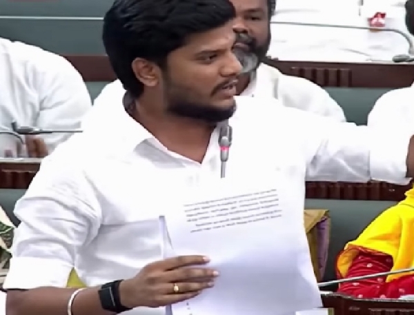 கொளத்தூர் கபாலீஸ்வரர் கல்லூரியில் இரண்டாம் கட்ட பணிக்கு ரூ.30.75 கோடியில் ஒப்பந்தம் - சட்டப்பேரவையில் அமைச்சர் ரமேஷ் அறிவிப்பு