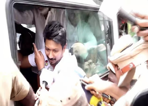 தமிழக எதிர்க்கட்சி தலைவர் உதயநிதி ஸ்டாலின் மீது 6 பிரிவுகளின் கீழ் வழக்கு பதிவு