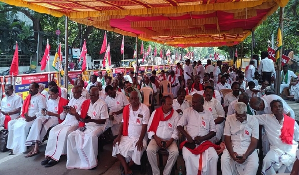Continuous sit-in protest in Chennai Continuous sit-in protest in Chennai