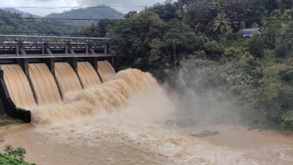 Mullaperiyar Dam water level rises Mullaperiyar Dam water level rises
