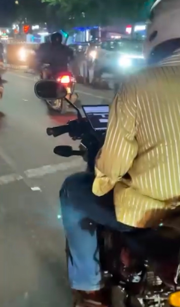 Laptop Laptop