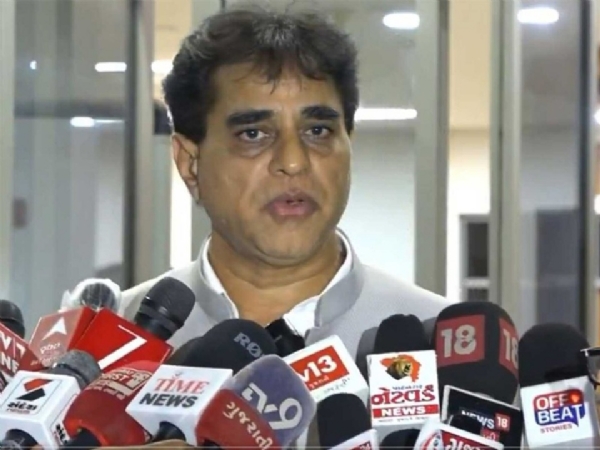 குஜராத்தில் அங்கீகரிக்கப்படாத அனலாக் பால் பொருட்களுக்கு இன்று முதல் தடை குஜராத்தில் அங்கீகரிக்கப்படாத அனலாக் பால் பொருட்களுக்கு இன்று முதல் தடை