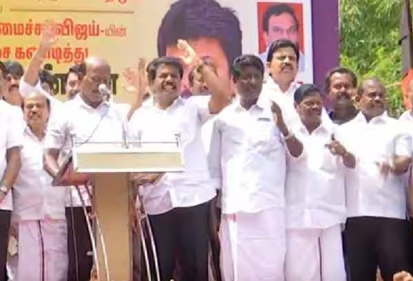 Case registered under three sections against over 700 DMK members