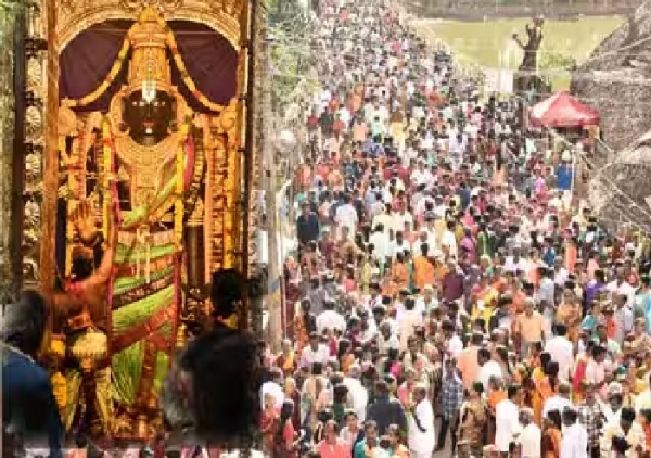 புரட்டாசி முதல் சனிக்கிழமை - பெருமாள் கோவில்களில் அலைமோதிய பக்தர்கள் வெள்ளம் புரட்டாசி முதல் சனிக்கிழமை - பெருமாள் கோவில்களில் அலைமோதிய பக்தர்கள் வெள்ளம்