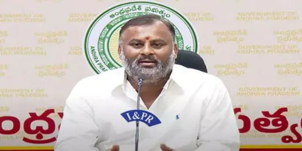 ஆசிரியர்கள் மீது தாக்குதல் முயற்சி -வை.சி.பி. தலைவர்களுக்கு அமைச்சர் ராம்பிரசாத் ரெட்டி கண்டனம்