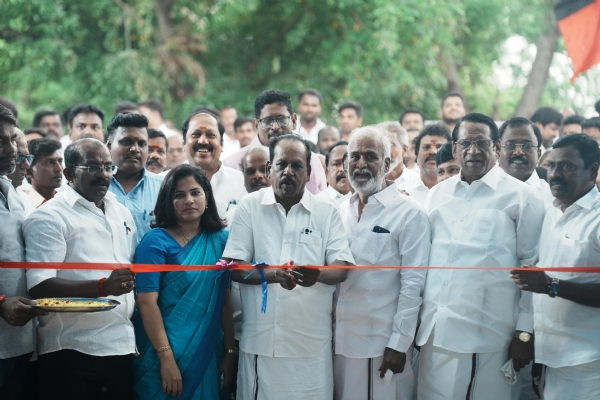 Mayor Priya