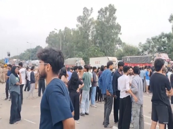 Complaint of sexual assault on a university student – Massive student protest in Phagwara.