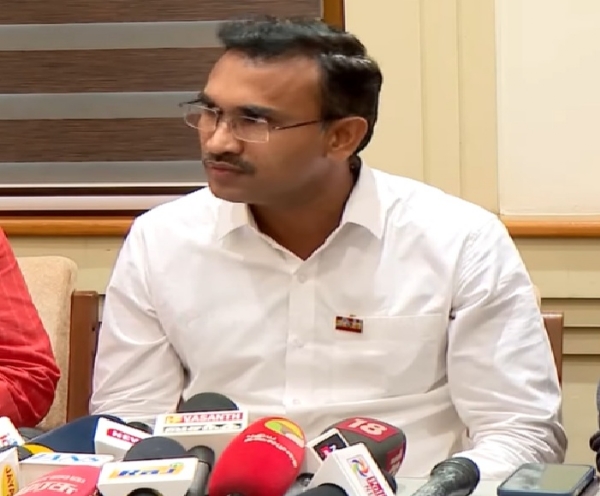 1,28,499 gold rings will be distributed in the first phase – Minister Arunraj announces. 1,28,499 gold rings will be distributed in the first phase – Minister Arunraj announces.