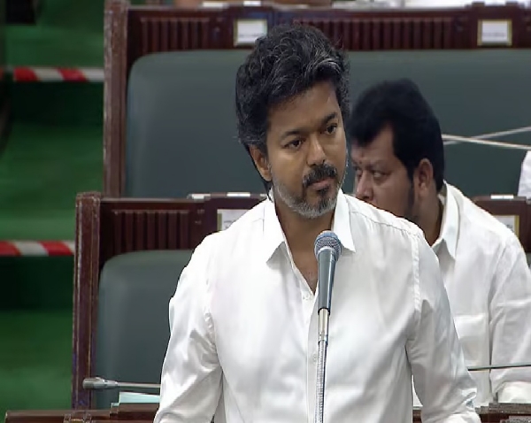 ரூ. 1200 கோடி மதிப்பீட்டில் புதிய ஒருங்கிணைந்த தலைமைச் செயலகம் உருவாக்க திட்டம் - முதல்வர் விஜய் அறிவிப்பு ரூ. 1200 கோடி மதிப்பீட்டில் புதிய ஒருங்கிணைந்த தலைமைச் செயலகம் உருவாக்க திட்டம் - முதல்வர் விஜய் அறிவிப்பு
