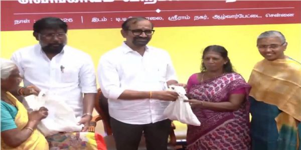 ரேஷன் மற்றும் பண்ணை பசுமைக் கடைகளில் வெங்காய விற்பனை - அமைச்சர்கள் தொடங்கி வைத்தனர்