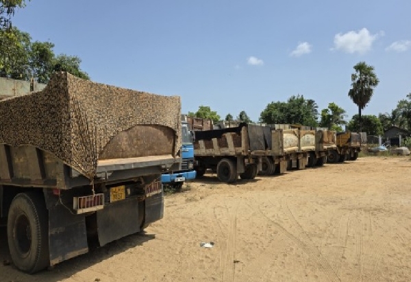 12 vehicles transporting granite and alluvial soil without permission seized in Krishnagiri. 12 vehicles transporting granite and alluvial soil without permission seized in Krishnagiri.